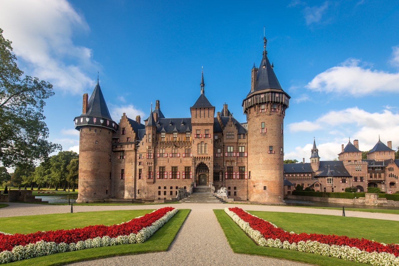 Castle de Haar with its towers and gardens